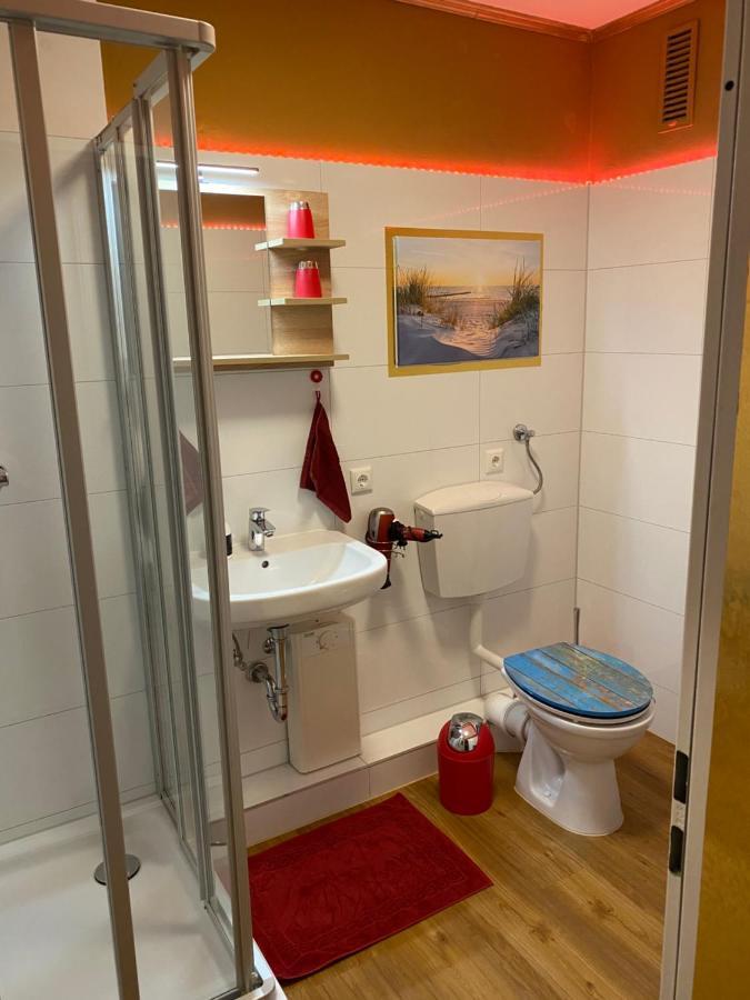 Chez-Ronny Hotel Хамбург Екстериор снимка